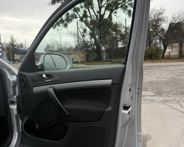 Серый Шкода Октавия, объемом двигателя 1.6 л и пробегом 217 тыс. км за 7650 $, фото 28 на Automoto.ua