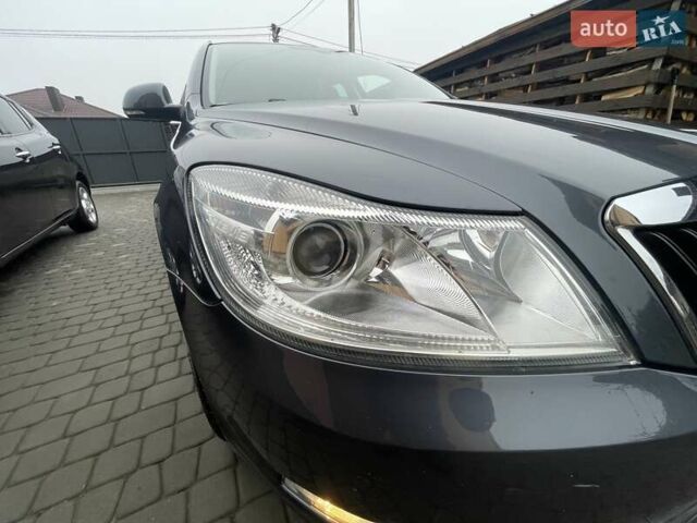 Сірий Шкода Октавія, об'ємом двигуна 2 л та пробігом 287 тис. км за 10999 $, фото 2 на Automoto.ua