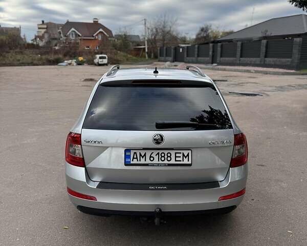 Сірий Шкода Октавія, об'ємом двигуна 1.97 л та пробігом 318 тис. км за 10500 $, фото 4 на Automoto.ua