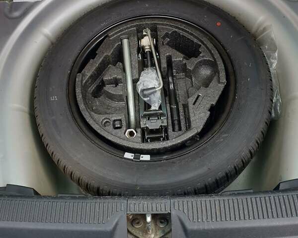 Сірий Шкода Октавія, об'ємом двигуна 2 л та пробігом 230 тис. км за 10900 $, фото 22 на Automoto.ua