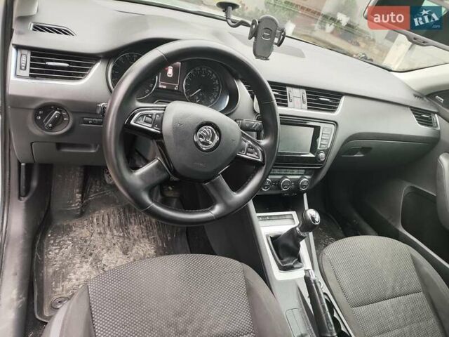 Сірий Шкода Октавія, об'ємом двигуна 1.6 л та пробігом 347 тис. км за 8500 $, фото 6 на Automoto.ua