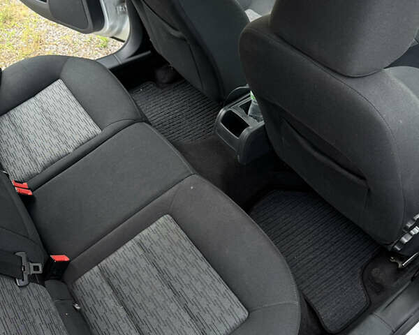 Сірий Шкода Октавія, об'ємом двигуна 1.6 л та пробігом 216 тис. км за 7850 $, фото 45 на Automoto.ua