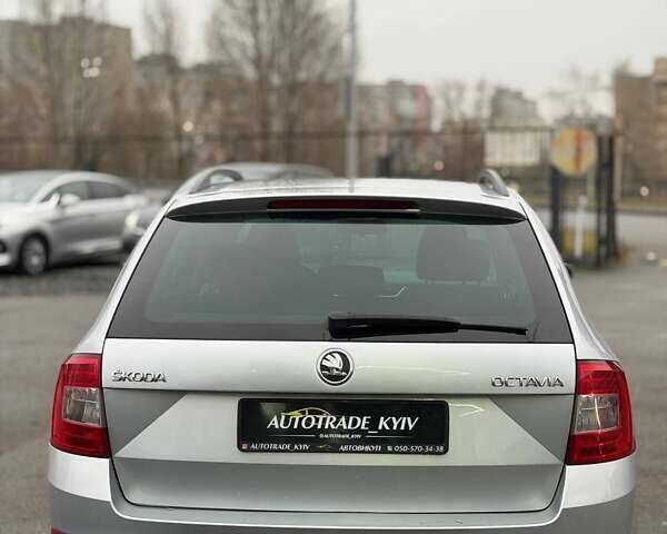 Сірий Шкода Октавія, об'ємом двигуна 1.6 л та пробігом 336 тис. км за 8950 $, фото 4 на Automoto.ua