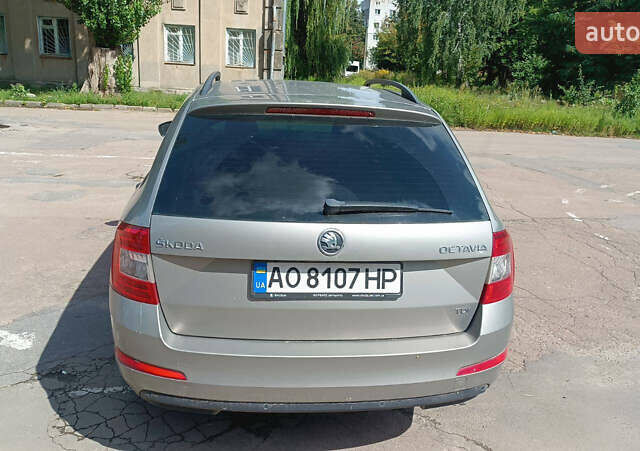 Серый Шкода Октавия, объемом двигателя 1.6 л и пробегом 268 тыс. км за 10200 $, фото 3 на Automoto.ua