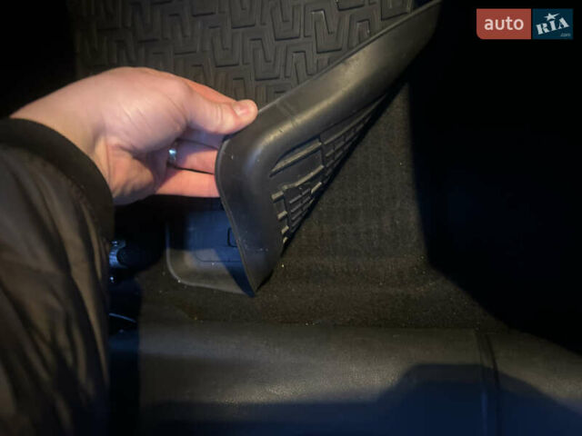 Сірий Шкода Октавія, об'ємом двигуна 1.6 л та пробігом 311 тис. км за 9500 $, фото 16 на Automoto.ua