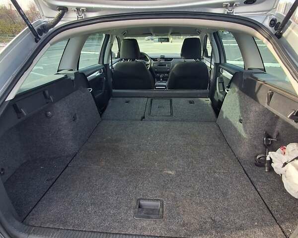 Сірий Шкода Октавія, об'ємом двигуна 1.6 л та пробігом 335 тис. км за 9200 $, фото 6 на Automoto.ua