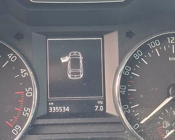 Сірий Шкода Октавія, об'ємом двигуна 1.6 л та пробігом 335 тис. км за 9200 $, фото 5 на Automoto.ua