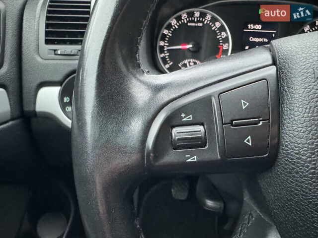 Серый Шкода Октавия, объемом двигателя 1.6 л и пробегом 206 тыс. км за 9450 $, фото 44 на Automoto.ua