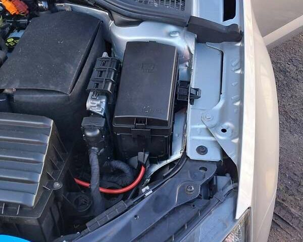 Сірий Шкода Октавія, об'ємом двигуна 1.6 л та пробігом 256 тис. км за 12300 $, фото 23 на Automoto.ua