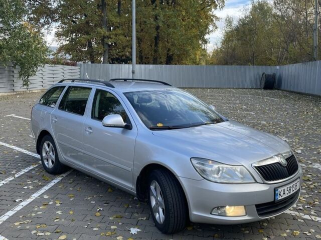 Серый Шкода Октавия, объемом двигателя 1.8 л и пробегом 266 тыс. км за 6600 $, фото 1 на Automoto.ua