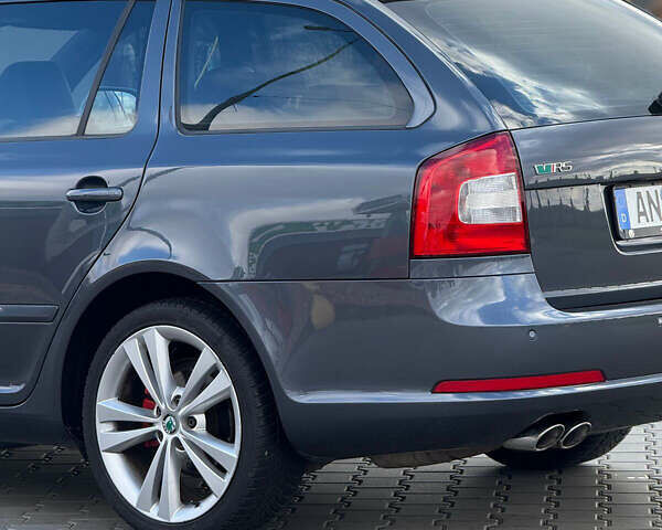 Серый Шкода Октавия, объемом двигателя 2 л и пробегом 270 тыс. км за 12000 $, фото 16 на Automoto.ua