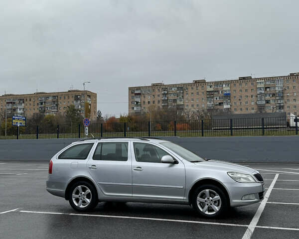 Сірий Шкода Октавія, об'ємом двигуна 1.8 л та пробігом 340 тис. км за 6900 $, фото 10 на Automoto.ua