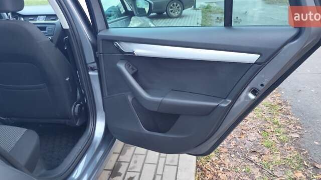 Серый Шкода Октавия, объемом двигателя 1.4 л и пробегом 280 тыс. км за 9400 $, фото 19 на Automoto.ua