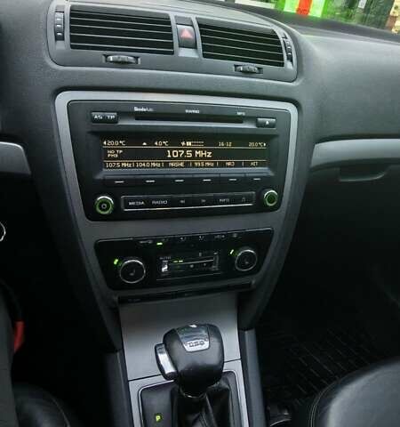 Сірий Шкода Октавія, об'ємом двигуна 1.6 л та пробігом 247 тис. км за 9300 $, фото 13 на Automoto.ua