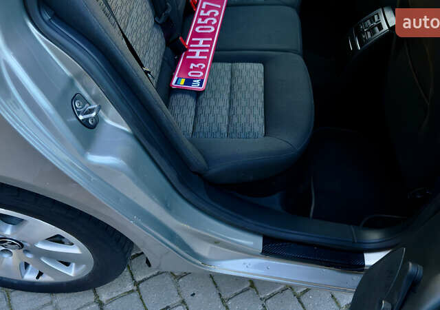 Серый Шкода Октавия, объемом двигателя 1.6 л и пробегом 248 тыс. км за 8850 $, фото 51 на Automoto.ua