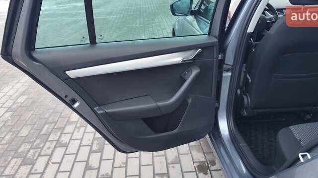 Серый Шкода Октавия, объемом двигателя 1.4 л и пробегом 280 тыс. км за 9400 $, фото 14 на Automoto.ua