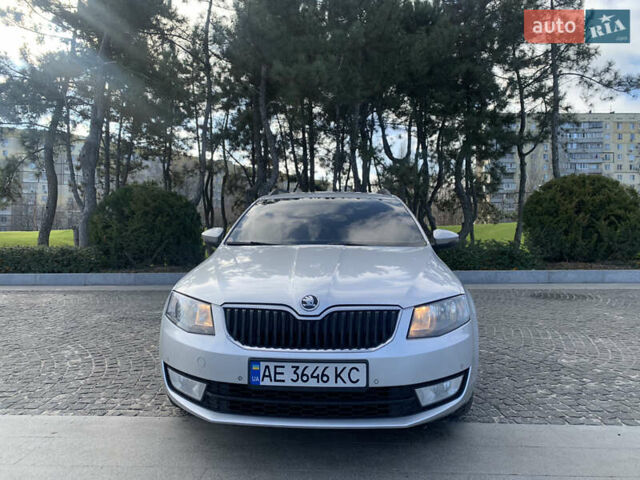 Сірий Шкода Октавія, об'ємом двигуна 1.6 л та пробігом 253 тис. км за 11000 $, фото 7 на Automoto.ua
