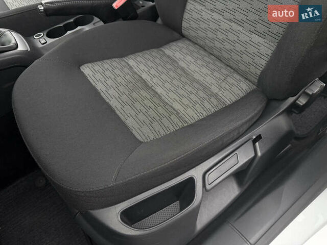 Серый Шкода Октавия, объемом двигателя 1.6 л и пробегом 217 тыс. км за 7650 $, фото 43 на Automoto.ua