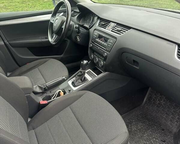 Серый Шкода Октавия, объемом двигателя 1.97 л и пробегом 237 тыс. км за 11999 $, фото 7 на Automoto.ua