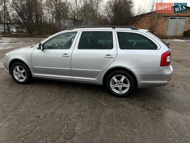 Серый Шкода Октавия, объемом двигателя 1.6 л и пробегом 206 тыс. км за 9999 $, фото 9 на Automoto.ua