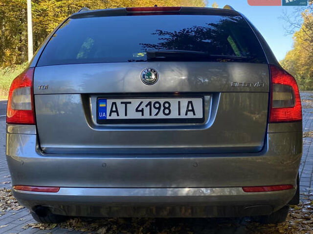 Серый Шкода Октавия, объемом двигателя 1.6 л и пробегом 293 тыс. км за 8600 $, фото 5 на Automoto.ua