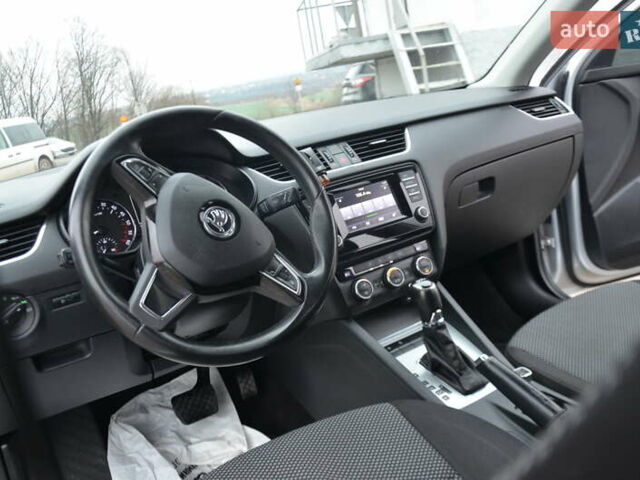 Сірий Шкода Октавія, об'ємом двигуна 2 л та пробігом 255 тис. км за 12250 $, фото 46 на Automoto.ua