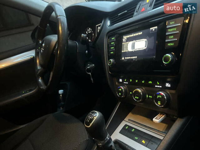 Сірий Шкода Октавія, об'ємом двигуна 1.6 л та пробігом 311 тис. км за 9500 $, фото 63 на Automoto.ua