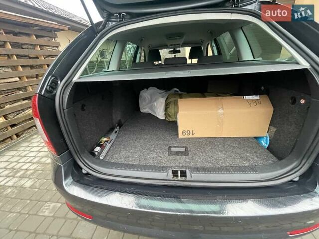 Сірий Шкода Октавія, об'ємом двигуна 2 л та пробігом 287 тис. км за 10999 $, фото 6 на Automoto.ua