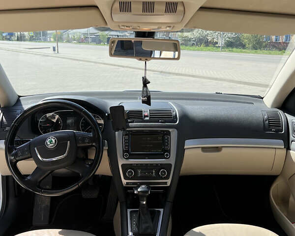 Серый Шкода Октавия, объемом двигателя 0 л и пробегом 179 тыс. км за 11450 $, фото 14 на Automoto.ua