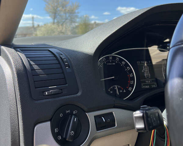 Серый Шкода Октавия, объемом двигателя 0 л и пробегом 179 тыс. км за 11450 $, фото 22 на Automoto.ua