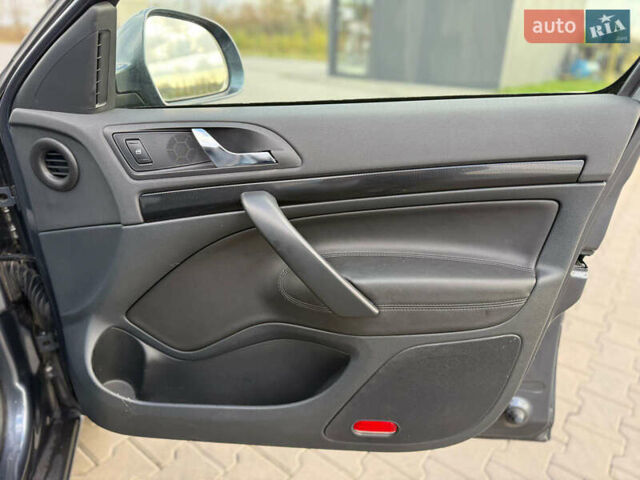 Сірий Шкода Октавія, об'ємом двигуна 2 л та пробігом 270 тис. км за 12000 $, фото 45 на Automoto.ua