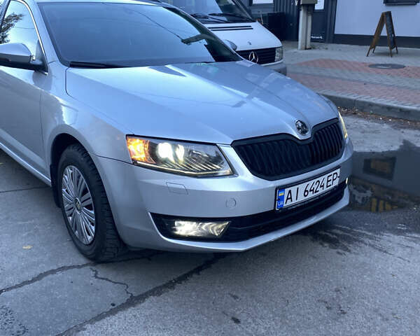 Серый Шкода Октавия, объемом двигателя 1.6 л и пробегом 298 тыс. км за 11500 $, фото 16 на Automoto.ua