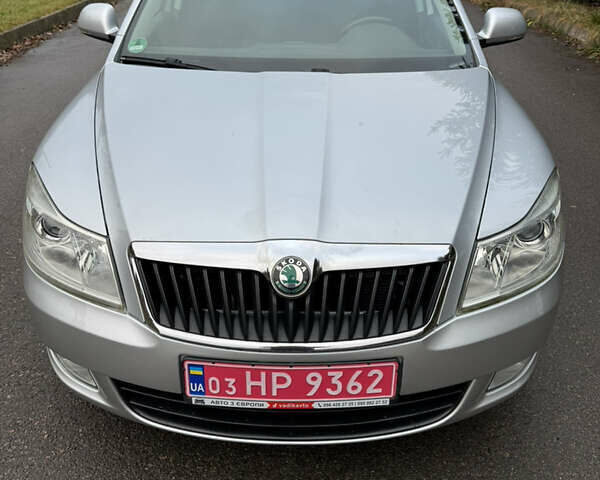 Серый Шкода Октавия, объемом двигателя 1.6 л и пробегом 206 тыс. км за 9450 $, фото 4 на Automoto.ua