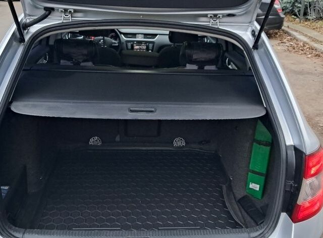 Серый Шкода Октавия, объемом двигателя 1.6 л и пробегом 407 тыс. км за 8800 $, фото 14 на Automoto.ua