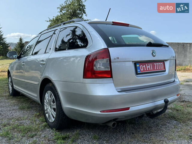 Сірий Шкода Октавія, об'ємом двигуна 1.6 л та пробігом 216 тис. км за 7850 $, фото 17 на Automoto.ua