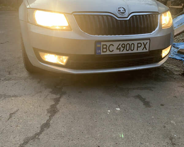 Серый Шкода Октавия, объемом двигателя 1.6 л и пробегом 238 тыс. км за 10500 $, фото 1 на Automoto.ua