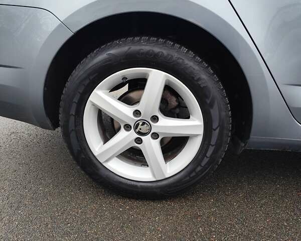 Серый Шкода Октавия, объемом двигателя 1.4 л и пробегом 280 тыс. км за 9000 $, фото 47 на Automoto.ua