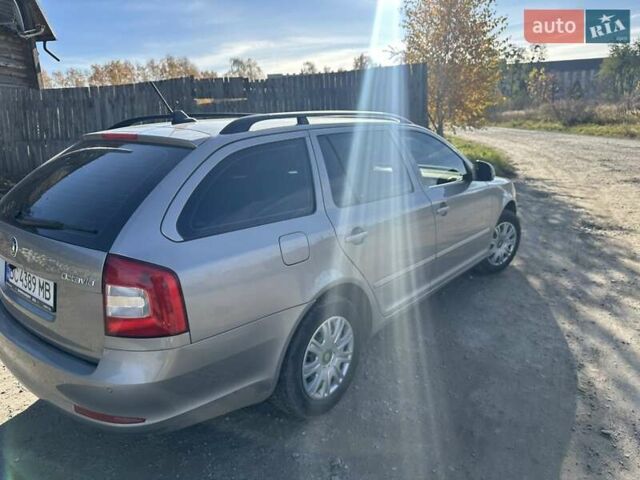 Сірий Шкода Октавія, об'ємом двигуна 1.6 л та пробігом 248 тис. км за 9700 $, фото 9 на Automoto.ua