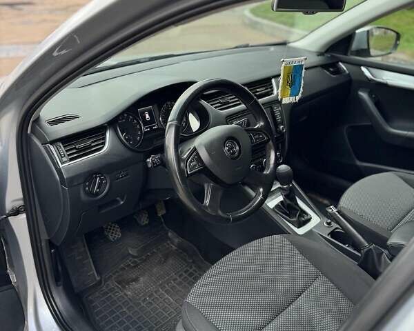 Сірий Шкода Октавія, об'ємом двигуна 1.97 л та пробігом 318 тис. км за 10500 $, фото 13 на Automoto.ua