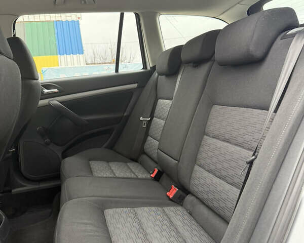 Серый Шкода Октавия, объемом двигателя 1.6 л и пробегом 217 тыс. км за 7650 $, фото 27 на Automoto.ua