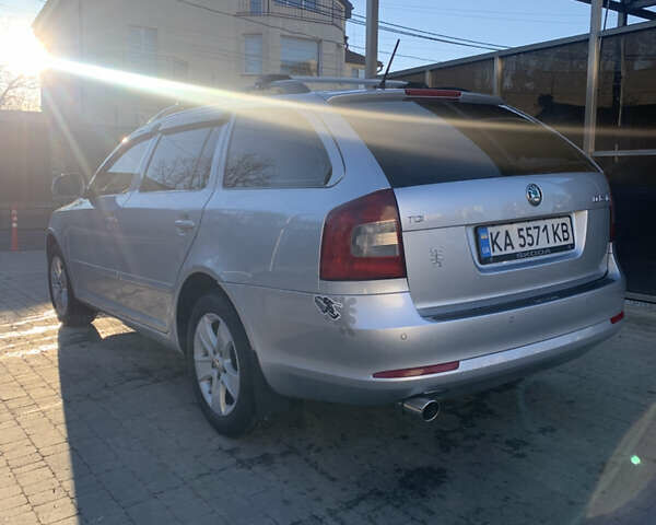 Серый Шкода Октавия, объемом двигателя 1.6 л и пробегом 275 тыс. км за 10000 $, фото 9 на Automoto.ua