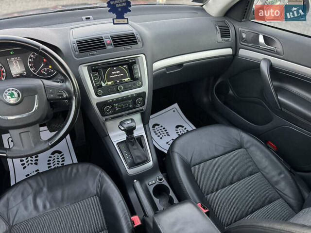 Серый Шкода Октавия, объемом двигателя 2 л и пробегом 250 тыс. км за 10750 $, фото 24 на Automoto.ua