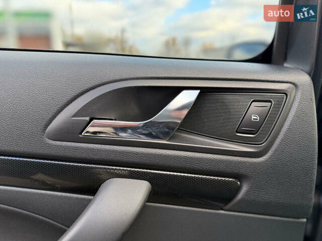 Серый Шкода Октавия, объемом двигателя 2 л и пробегом 270 тыс. км за 12000 $, фото 50 на Automoto.ua