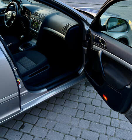 Серый Шкода Октавия, объемом двигателя 1.6 л и пробегом 248 тыс. км за 8850 $, фото 53 на Automoto.ua