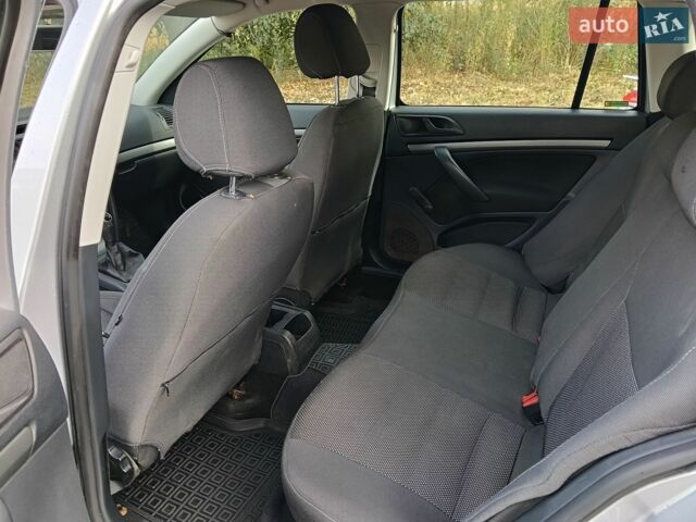 Сірий Шкода Октавія, об'ємом двигуна 1.6 л та пробігом 202 тис. км за 6950 $, фото 7 на Automoto.ua