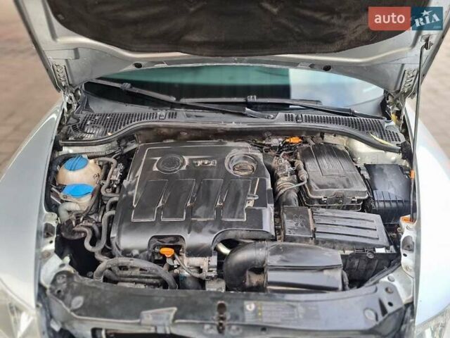 Сірий Шкода Октавія, об'ємом двигуна 1.6 л та пробігом 245 тис. км за 7900 $, фото 36 на Automoto.ua