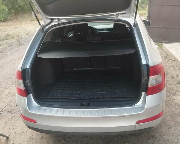 Сірий Шкода Октавія, об'ємом двигуна 1.6 л та пробігом 293 тис. км за 8500 $, фото 16 на Automoto.ua