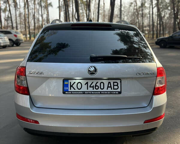 Серый Шкода Октавия, объемом двигателя 1.6 л и пробегом 320 тыс. км за 9000 $, фото 8 на Automoto.ua
