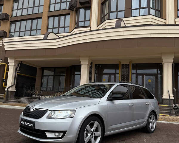 Сірий Шкода Октавія, об'ємом двигуна 1.6 л та пробігом 322 тис. км за 9000 $, фото 4 на Automoto.ua