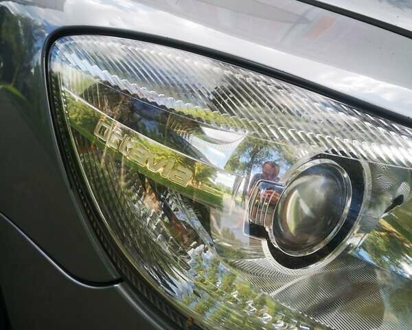 Серый Шкода Октавия, объемом двигателя 2 л и пробегом 304 тыс. км за 9500 $, фото 6 на Automoto.ua